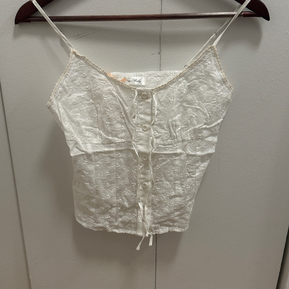 Elegant White Lace Button-Up Camisole